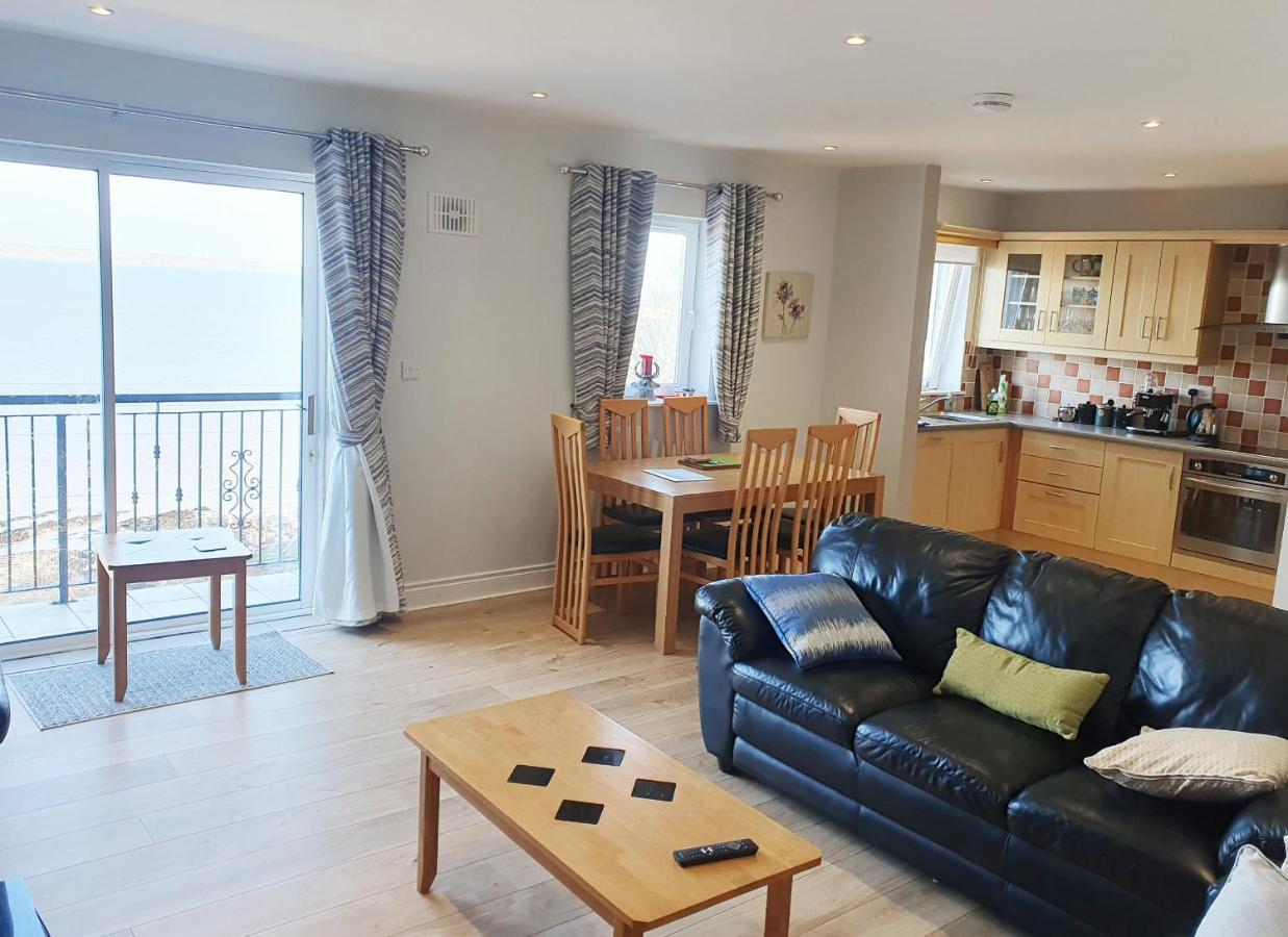 Ballycotton Holiday Apartment No 6 By Trident Holiday Homes Kültér fotó